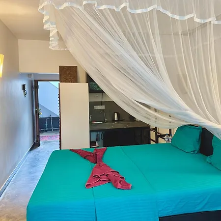 Swastha Ayurveda Villa Hikkaduwa Room photo